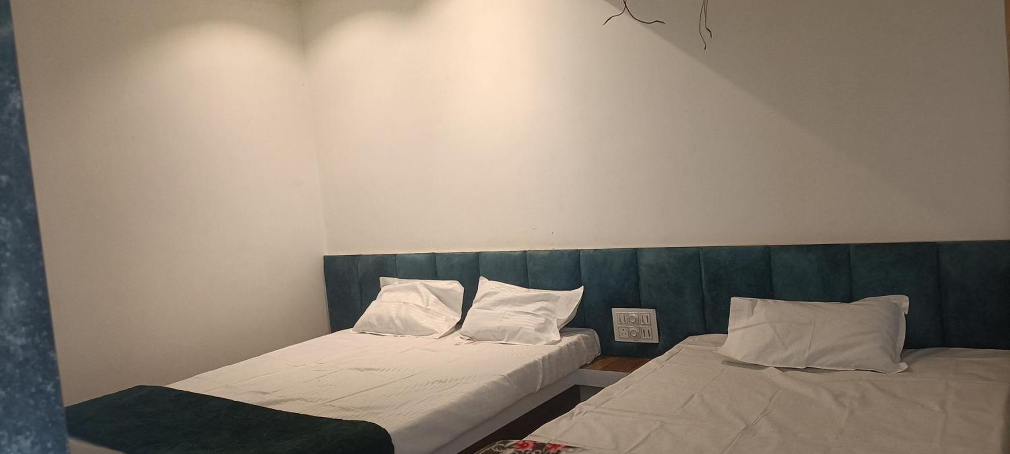 Akalkot Maharaja Guest House Nashikkar מראה חיצוני תמונה